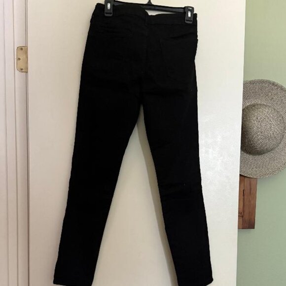 Old Navy mid-rise skinny black jeans, 12 petite. Never worn with tags. - Picture 2 of 4